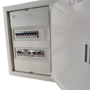 LEGRAND Μονοφασικός Πίνακας με Αντικεραυνικά και Κλειστού Τύπου Πορτάκι